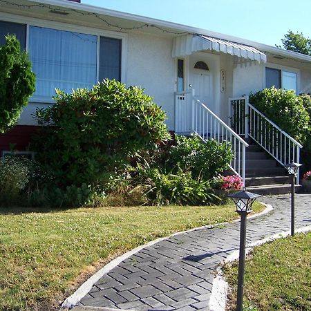 Serenity Bed and Breakfast Burnaby Exterior foto
