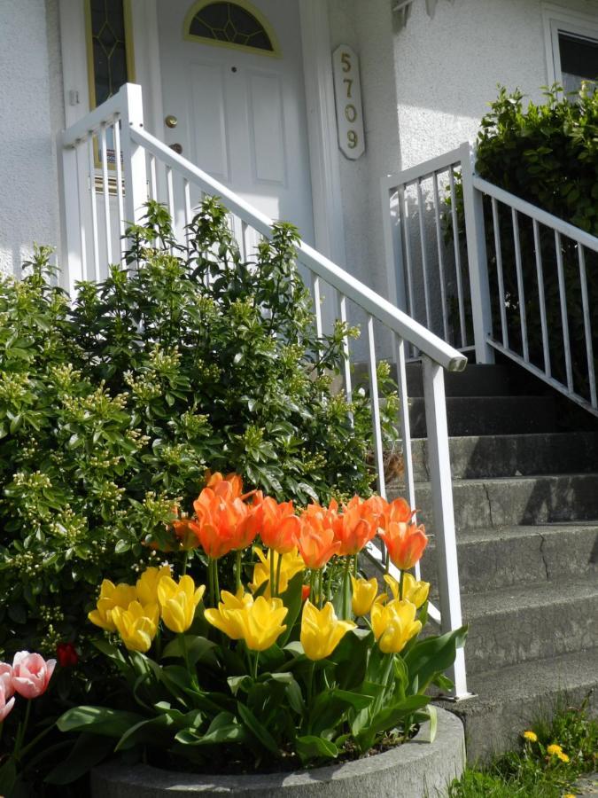 Serenity Bed and Breakfast Burnaby Exterior foto