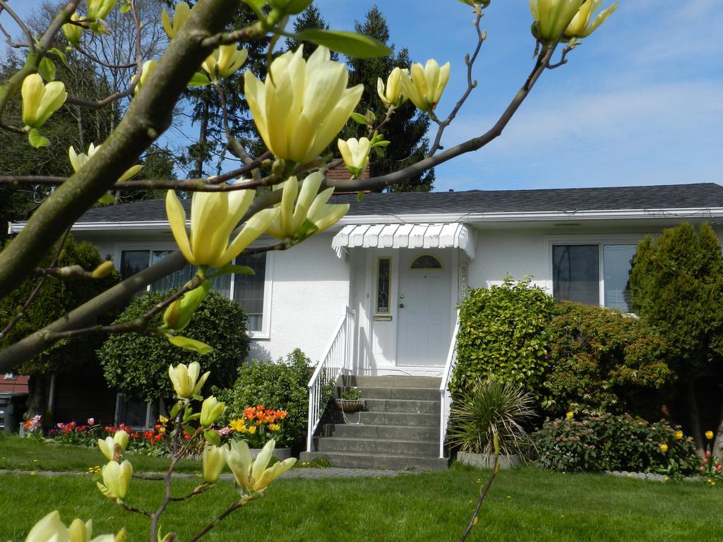 Serenity Bed and Breakfast Burnaby Exterior foto